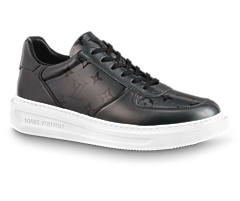 Outlet - Get the Louis Vuitton Beverly Hills Sneaker Anthracite Gray for Men, just in time for the sale!