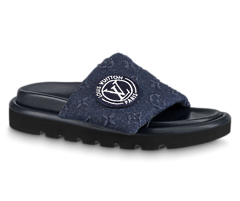 Get Ready for Summer with a Sale on the Louis Vuitton Pool Pillow Flat Comfort Mule for Women.
Original Collection.