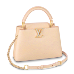 Women's Louis Vuitton Capucines BB Outlet - Find fashionable and original designs of the Capucines BB at discounted prices.