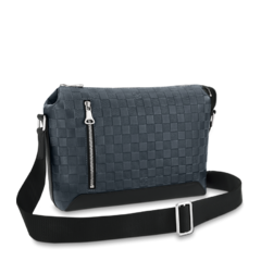 Louis Vuitton DISCOVERY MESSENGER PM - Outlet