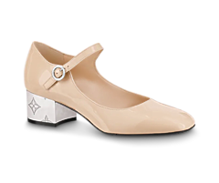 Women Love Sale on Original Louis Vuitton Grace Pumps