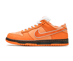 Women Shopping for Nike SB Dunk Low Concepts - Orange Lobster at Original Outlet