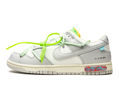 Buy the NIKE DUNK LOW Off-White - Lot 7 for women at the outlet - New