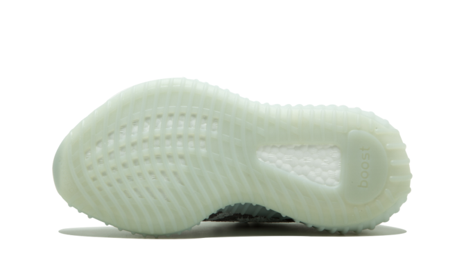 Find the perfect pair ofYeezy Boost 350 V2 Blue Tint shoes for Women!