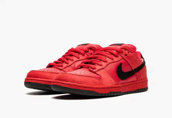 Men's Nike Shoes At Outlet Prices - True Red Dunk Low Pro SB