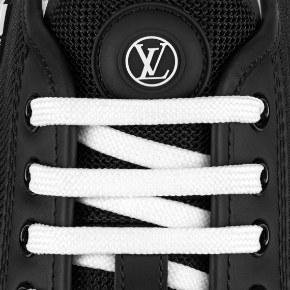  Louis Vuitton Squad Sneaker