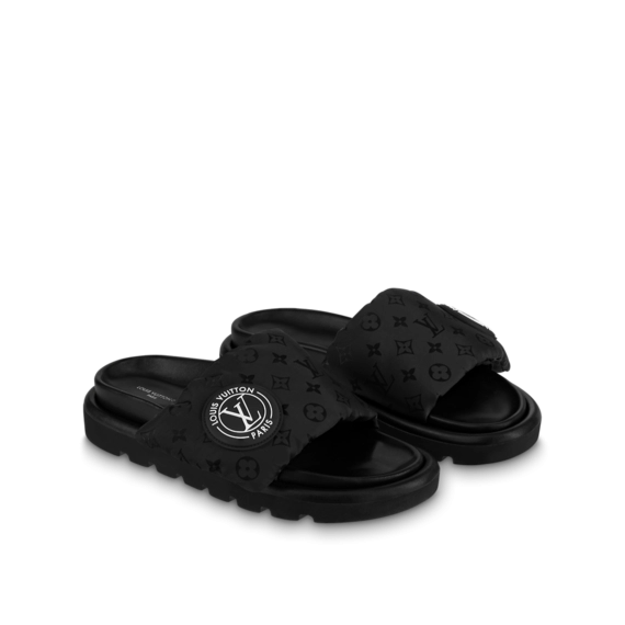 Women, buy the new Louis Vuitton Pool Pillow Comfort Mule in black.