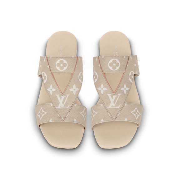 Louis Vuitton Croisiere Flat Mule Beige - Look sharp and stylish with this classic shoe.