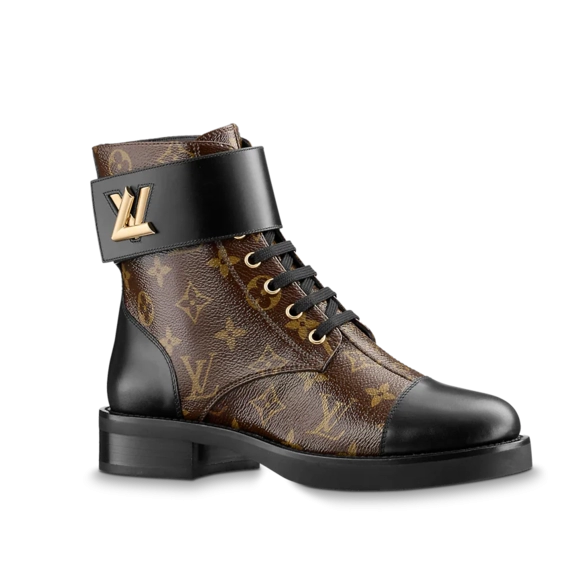 Buy Louis Vuitton Wonderland Flat Ranger for Women at Outlet Prices