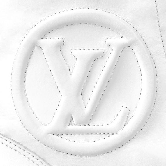 Discount White Louis Vuitton Territory Flat Ranger - Women's Original Outlet - Buy Now