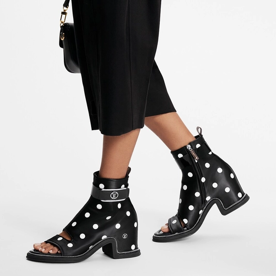 Original Louis Vuitton Moonlight Ankle Boot for Women