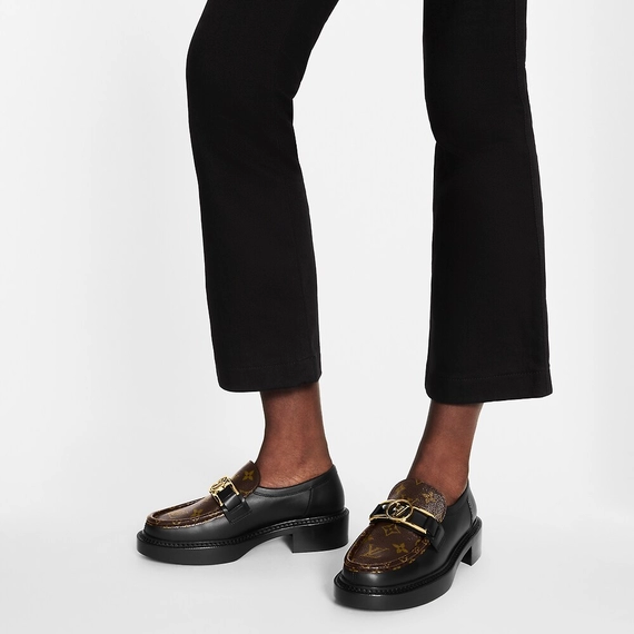 New Women's Louis Vuitton Loafers - Big Discounts