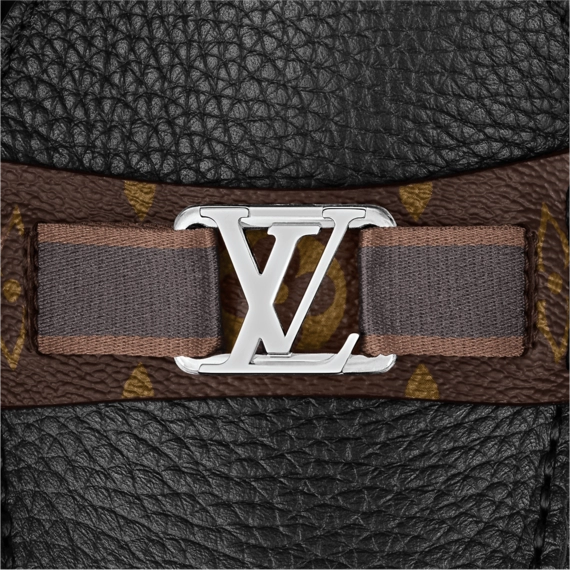 Shop the Louis Vuitton Hockenheim Mocassin Black for Men - Original Outlet