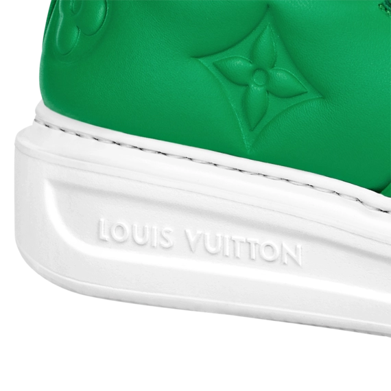 Look Stylish this Season with the Men's Louis Vuitton Beverly Hills Slip On - Buy Now!