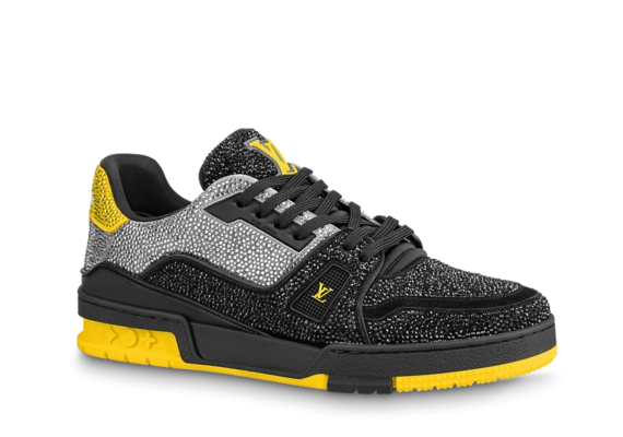 Buy the new LV Trainer Sneaker for men.