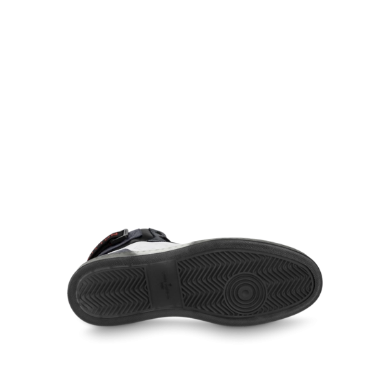 Get Men's Louis Vuitton Rivoli Sneaker Boot at Outlet Sale