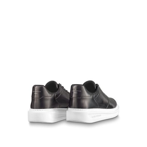 Louis Vuitton - Look no further, the Louis Vuitton Beverly Hills Sneaker Anthracite Gray for Men is here!