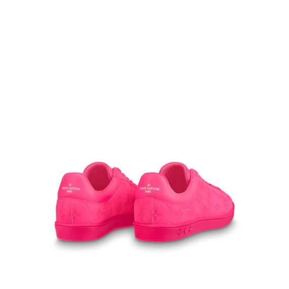 Own a designer look with the stylish Louis Vuitton Luxembourg Sneaker Pink for men.