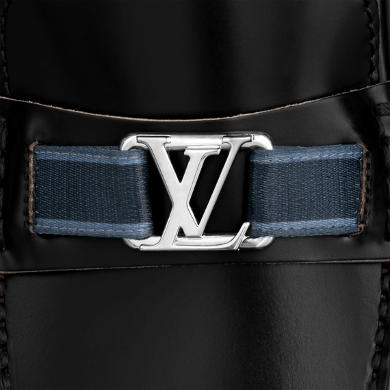 New and Original Louis Vuitton Hockenheim Mocassin Black For Men