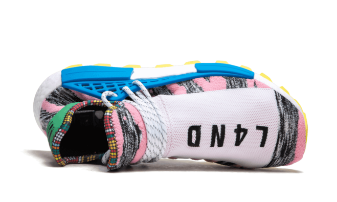 Step out in fashion and looking great with these Pharrell Williams NMD Human Race Solar Pack MOTH3R shoes for women.