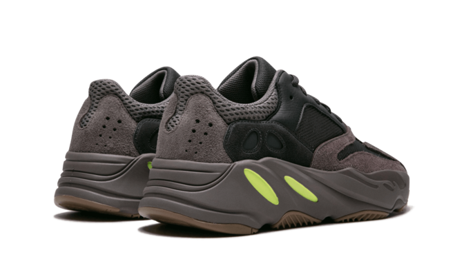 Elevate your Look with the Mauve Yeezy Boost 700. 
5 Now Available - Yeezy Boost 700 Mauve for Men -Buy.