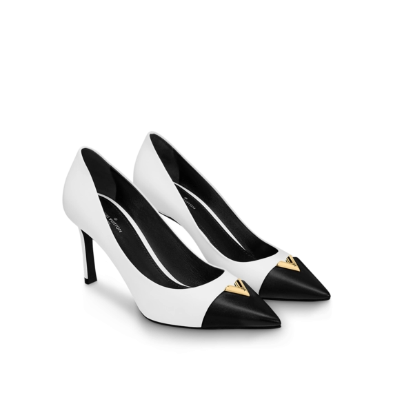 Sale on the Louis Vuitton Heartbreaker Pump for women!