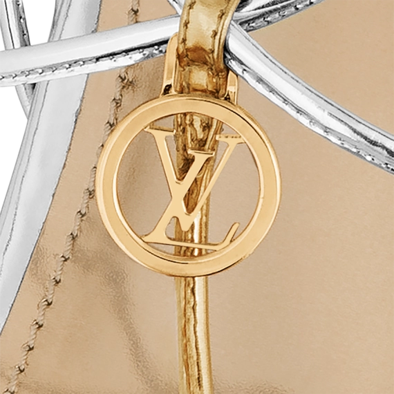 Look Fresh in the Original Louis Vuitton Sunseeker Flat Thong Sandal for Women