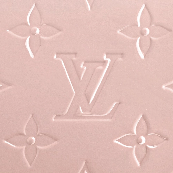 Look Good & Stand Out - Louis Vuitton Felicie Pochette Now Available