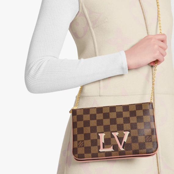 Original Louis Vuitton Double Zip Pochette for women