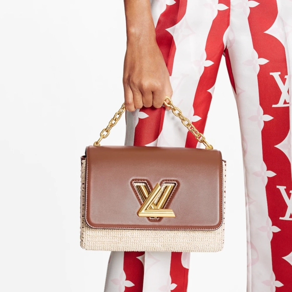 Shop Women's Louis Vuitton Twist MM - New