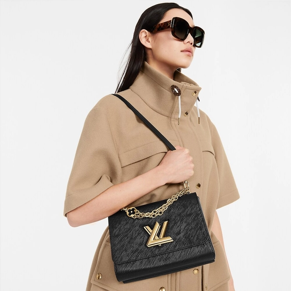 The new Louis Vuitton Twist MM - she'll love it!