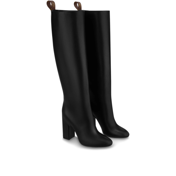 Ladies, get your new Louis Vuitton Donna High Boot to make every day look special