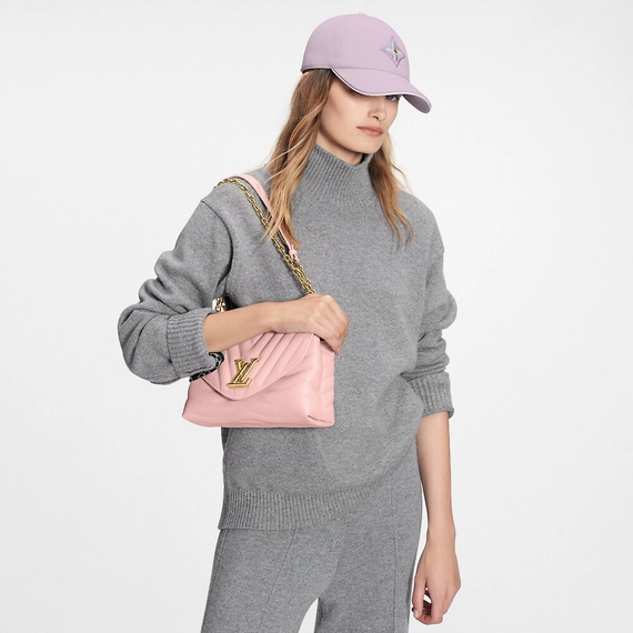 'Brand New Women's Louis Vuitton Wave Chain Bag from Original Store'