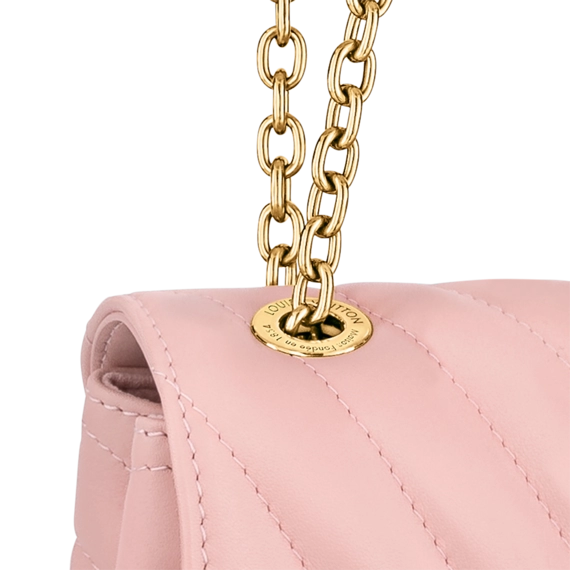 'New Louis Vuitton Wave Chain Bag for Women from Original Outlet'