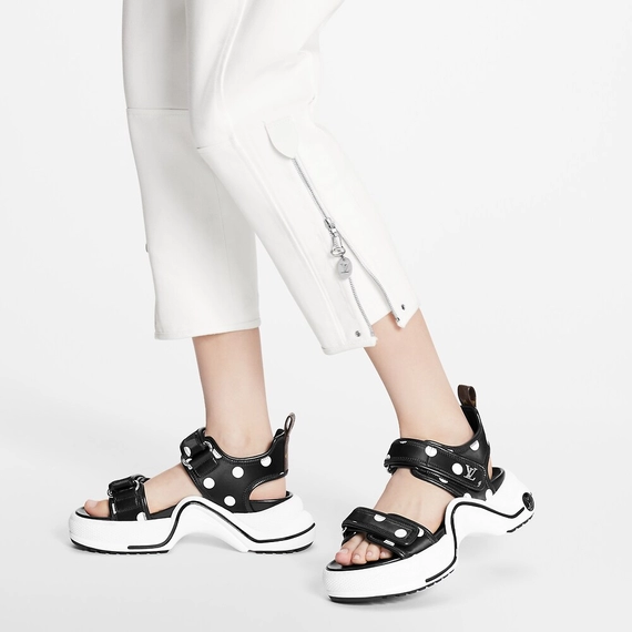 Shop Original Women's LV Archlight Flat Sandals at Outlet Prices