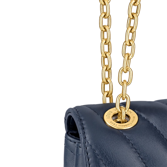 Shop the Outlet Louis Vuitton New Wave Chain Bag for Women