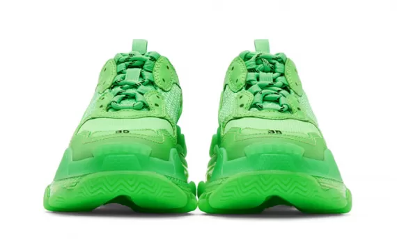 New Men's Balenciaga Triple S Neon Green Shoe