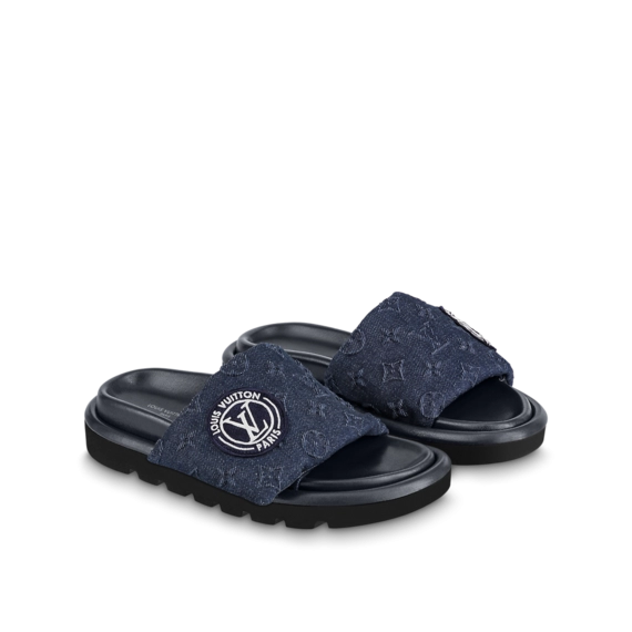 Experience the Comfort of Louis Vuitton Pool Pillow Flat Comfort Mule for Women.
Order Now for Original Quality.