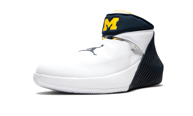 Find your perfect men's shoes with Air Jordan 31 Why Not Zero .1 Michigan PE at Outlet store!