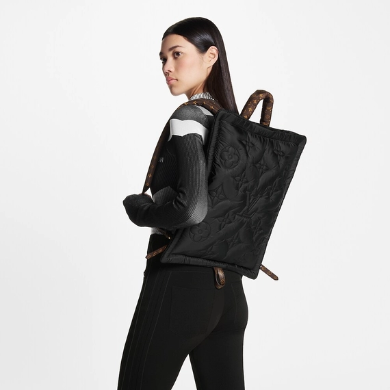 Louis Vuitton Backpack for Women - Original Quality.