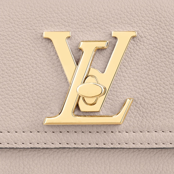 Be Authentic: Get an Original Louis Vuitton Lockme Bucket for Women.