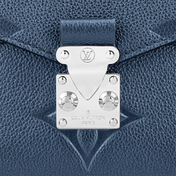 Get the Latest Women's Louis Vuitton Pochette Metis