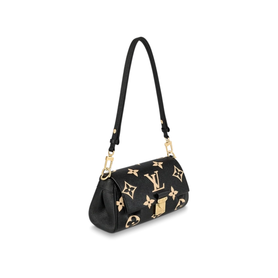 Own a Stylish Louis Vuitton Favorite Women's Bag Now!