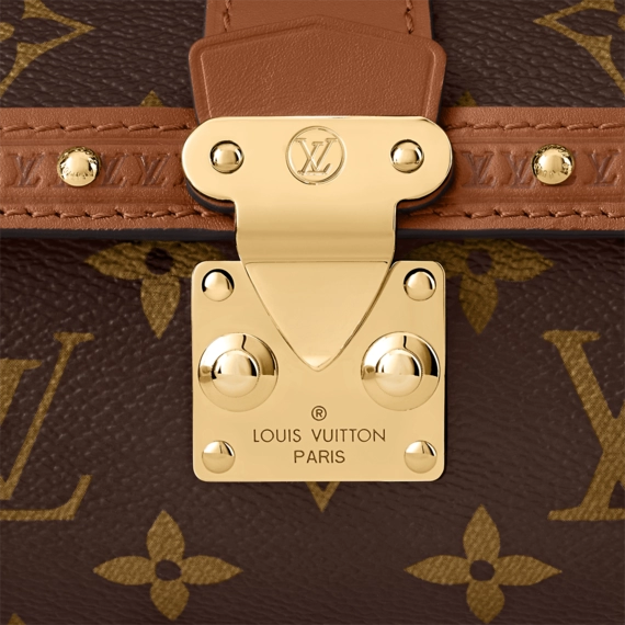 Find the Perfect Louis Vuitton Papillon Trunk at Our Outlet!