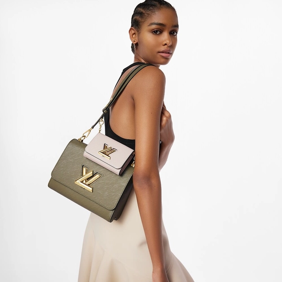 Brand New Women's Louis Vuitton Twist MM
