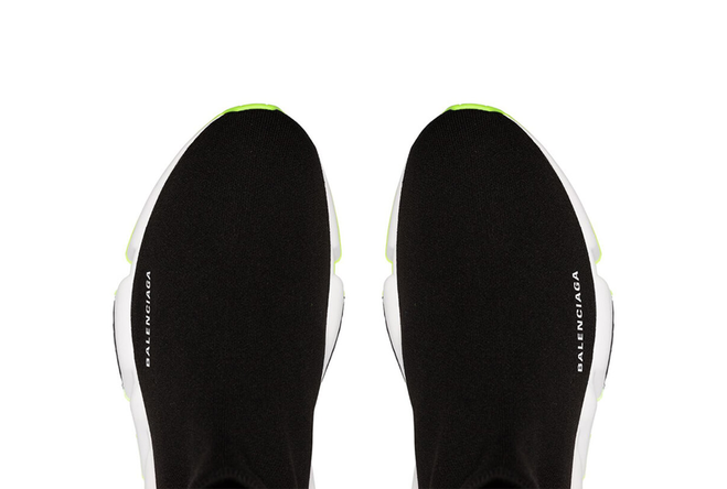 Purchase the Stylish Balenciaga Speed Runner NOIR for Men