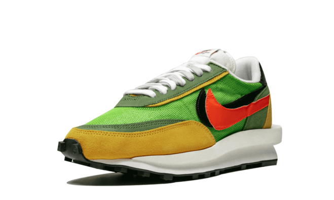 Trendy Women's LDWaffle Trainer - Sacai x Nike Green Gusto/Varsity Maize - Outlet