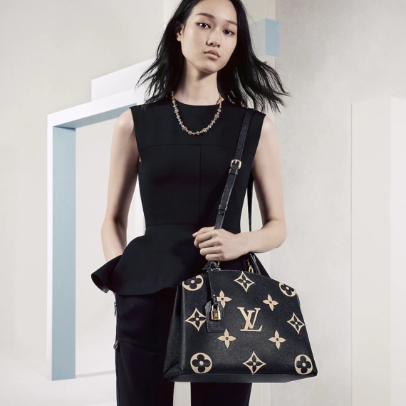 Fresh New Louis Vuitton Grand Palais for Women