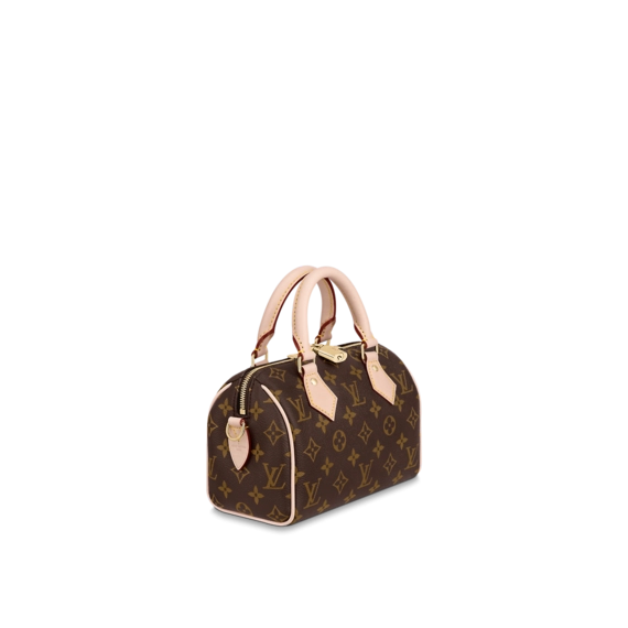 Be the envy of the town in Louis Vuitton Speedy Bandouliere 20!