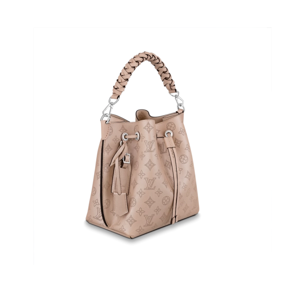 Get a new Louis Vuitton Muria for women.